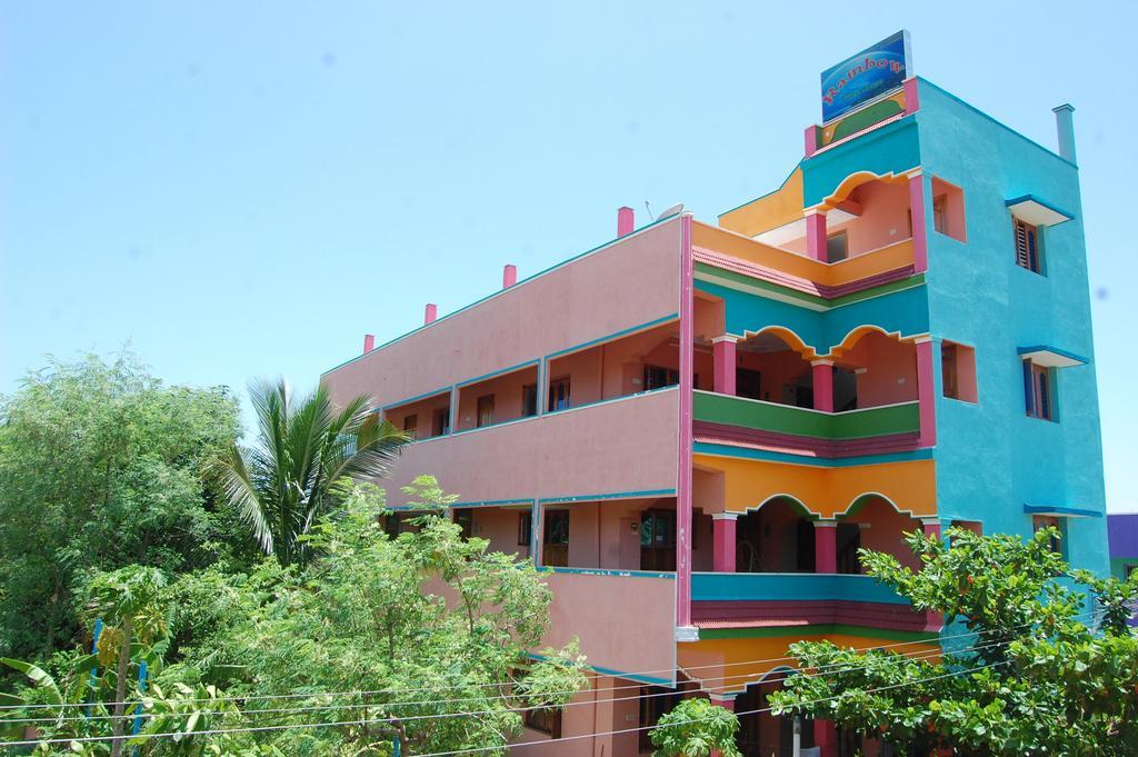 Rainbow Guest House Tiruvannāmalai מראה חיצוני תמונה